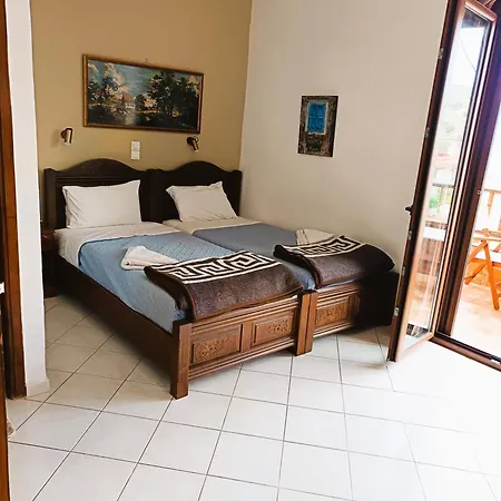 Gazde/Camere de închiriat Lucy Pánormos